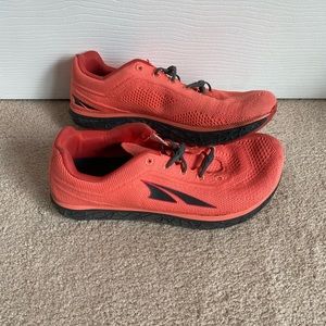 Women’s altra running shoes